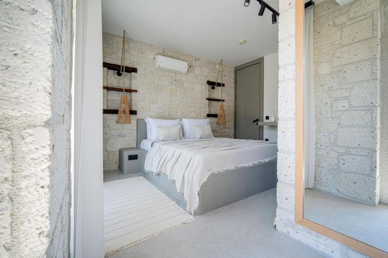 Derin Alacati (Adults Only) Esterno foto